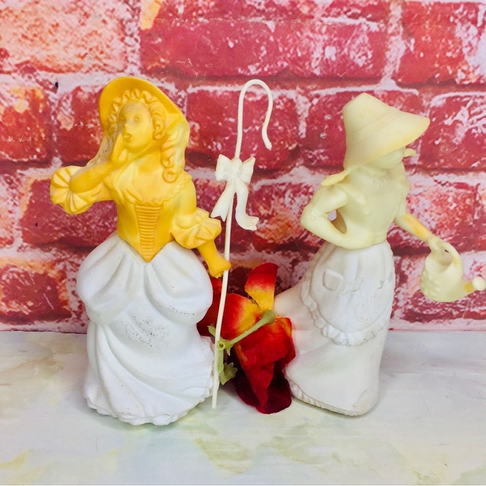 Vintage 70s Avon Nursery Rhyme Perfume Bottle Set